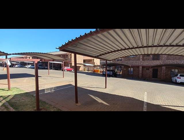 2 BEDROOM APARTMENT FOR SALE IN LOTUS GARDENS